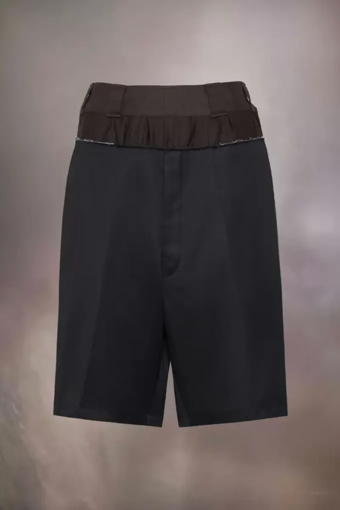 Anonimul pantalonilor scurti de căptușeală Anonimul pantalonilor scurti de căptușeală