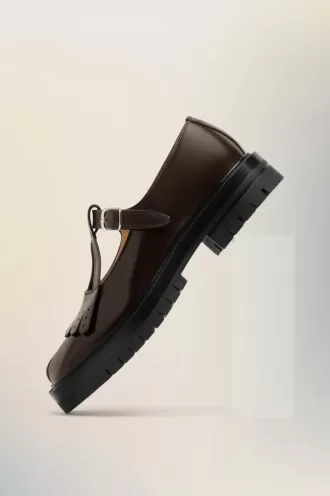 Țara Tabi Mary-Janes