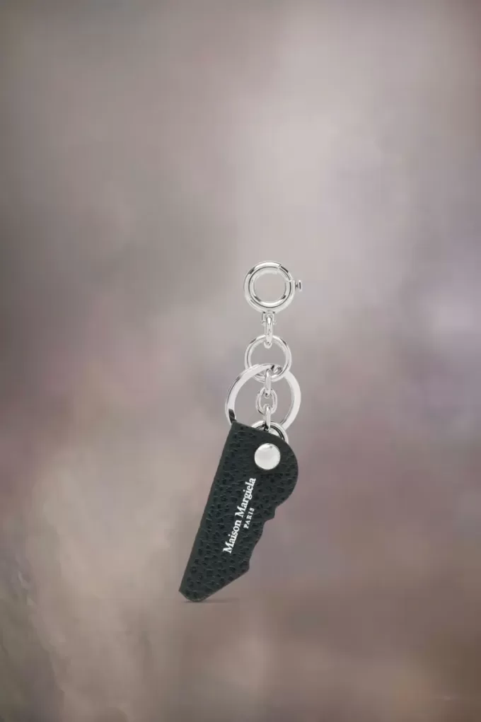 Breloc din piele cu logo