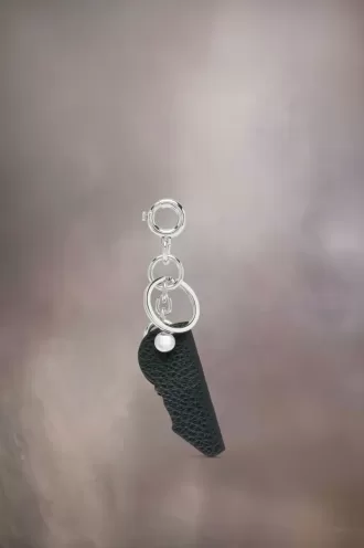 Breloc din piele cu logo