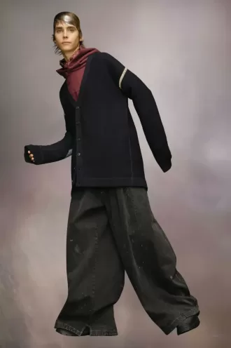 Cardigan cu plasture pe cot