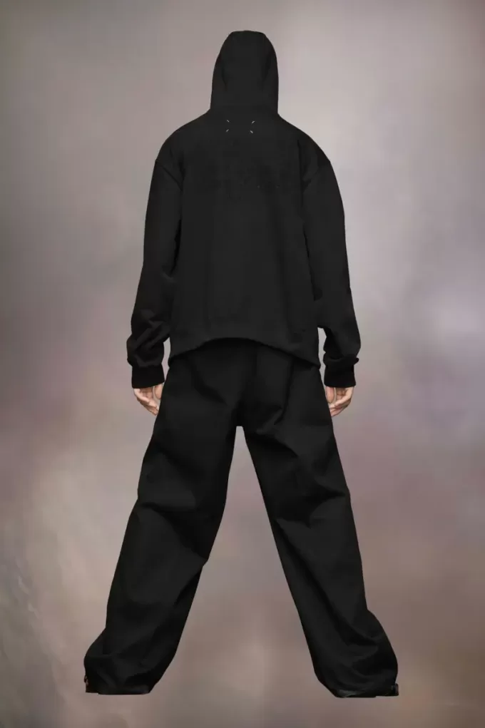 Hanorac cu logo brodat