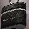 Husa AirPod Logo Maison Margiela Husa AirPod Logo Maison Margiela