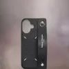 Husa telefonului cu patru ochiuri Husa telefonului cu patru ochiuri
