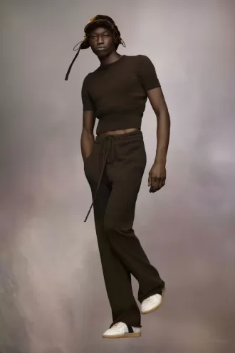 pantaloni din tricot de camir 2 1 330x496 - Pantaloni din tricot de cașmir