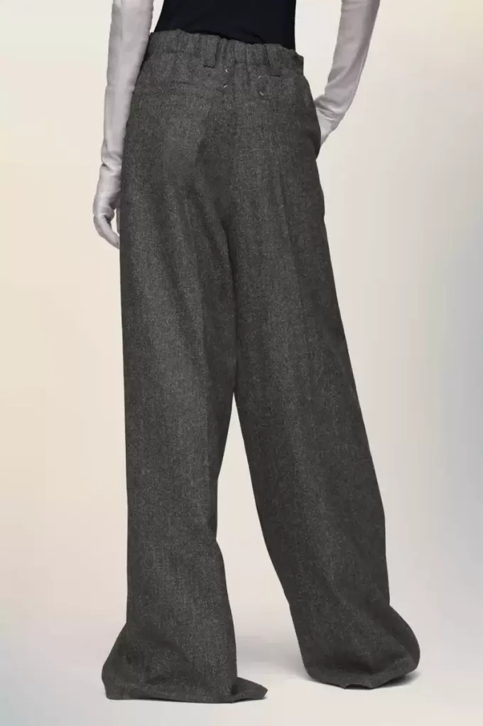 Pantaloni largi din lana