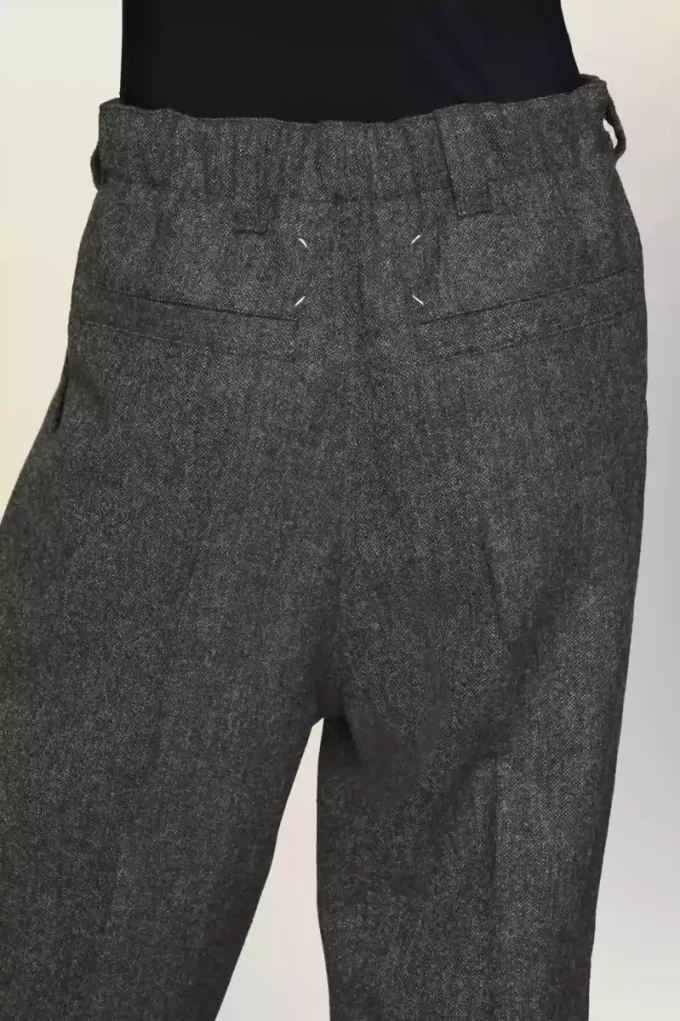 Pantaloni largi din lana
