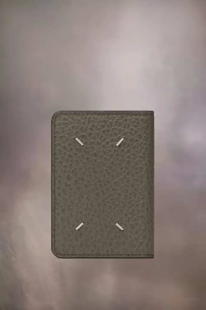 Suport card cu patru ochiuri Suport card cu patru ochiuri