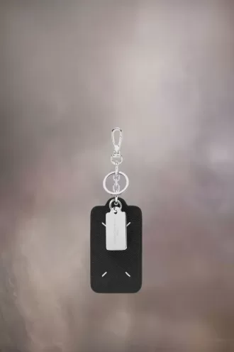 Suport card pentru breloc cu patru ochiuri