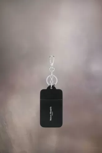 Suport card pentru breloc cu patru ochiuri
