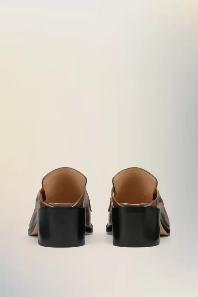 Tabi city loafer mule