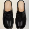 Tabi city loafer mule