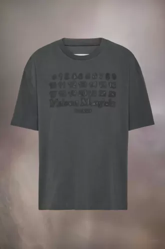 Tricou cu logo brodat